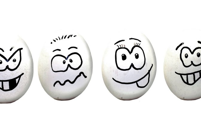 Grimassen schneiden, Quatsch machen, andere ärgern: Kinder lassen sich leicht ablenken.<span class='image-autor'>Foto: Adobe Stock/blende11.photo</span>