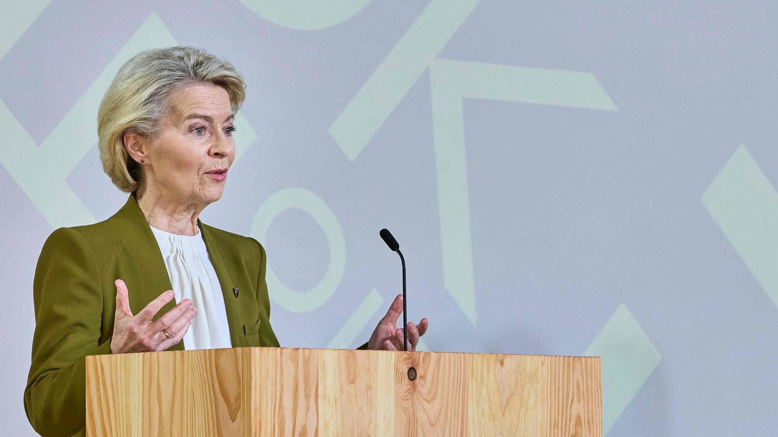 Ursula von der Leyen wird künftig mehr politisches Fingerspitzengefühl an den Tag legen müssen.Foto: AFP Ursula von der Leyen wird künftig mehr politisches Fingerspitzengefühl an den Tag legen müssen.Foto: AFP