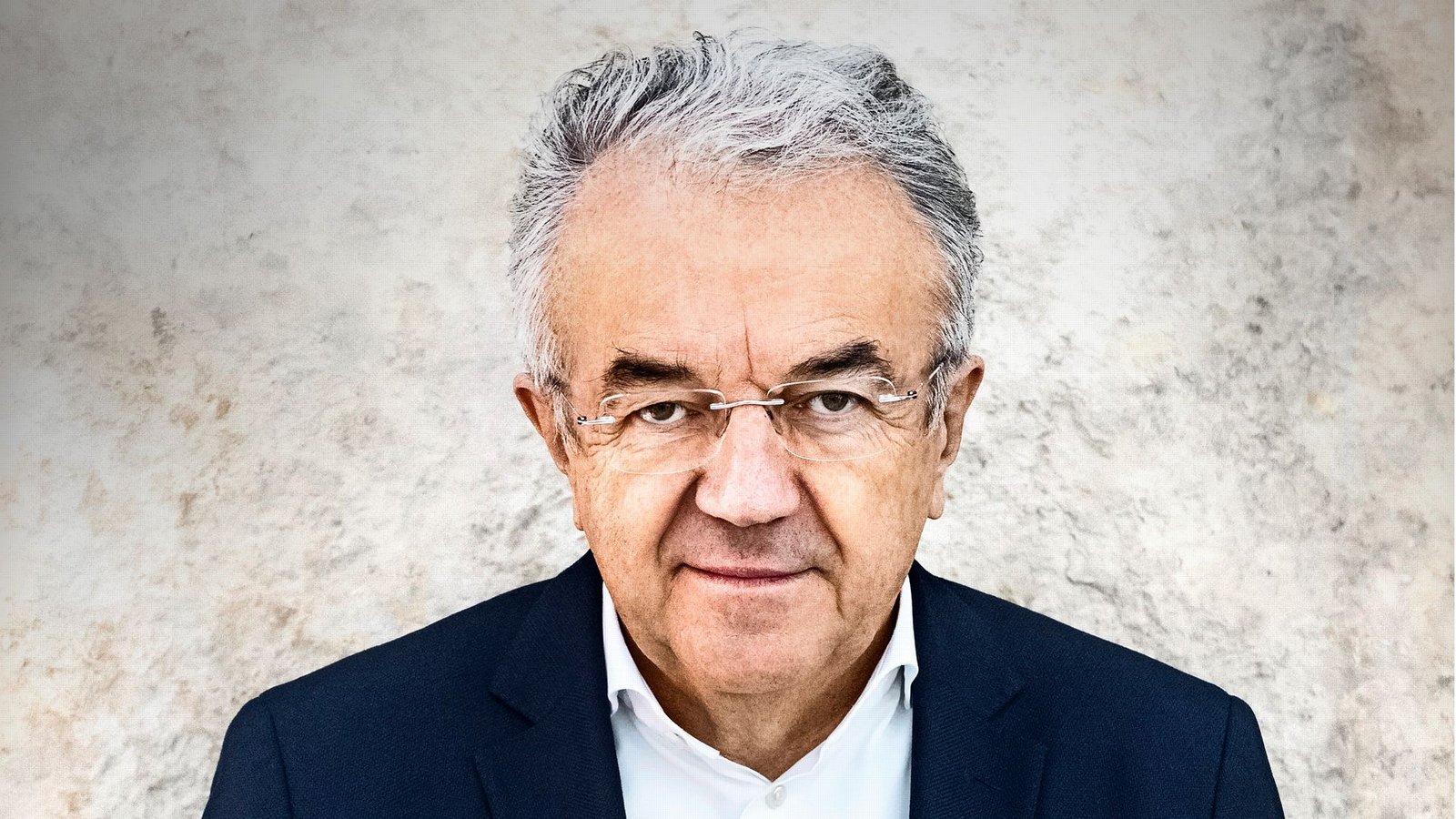 Werner Sobek (71) kritisiert die deutsche Überregulierung: „Innovation wird quasi erdrosselt.“Foto: René Mueller Photographie