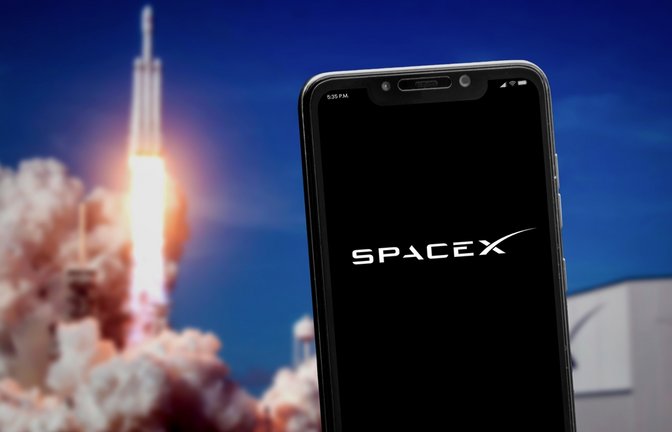 SpaceX plant den größten Börsengang aller Zeiten. Erfahren Sie, wann die SpaceX-Aktie kommt und welche Details zum IPO bekannt sind.<span class='image-autor'>Foto: JOCA_PH / Shutterstock.com</span>