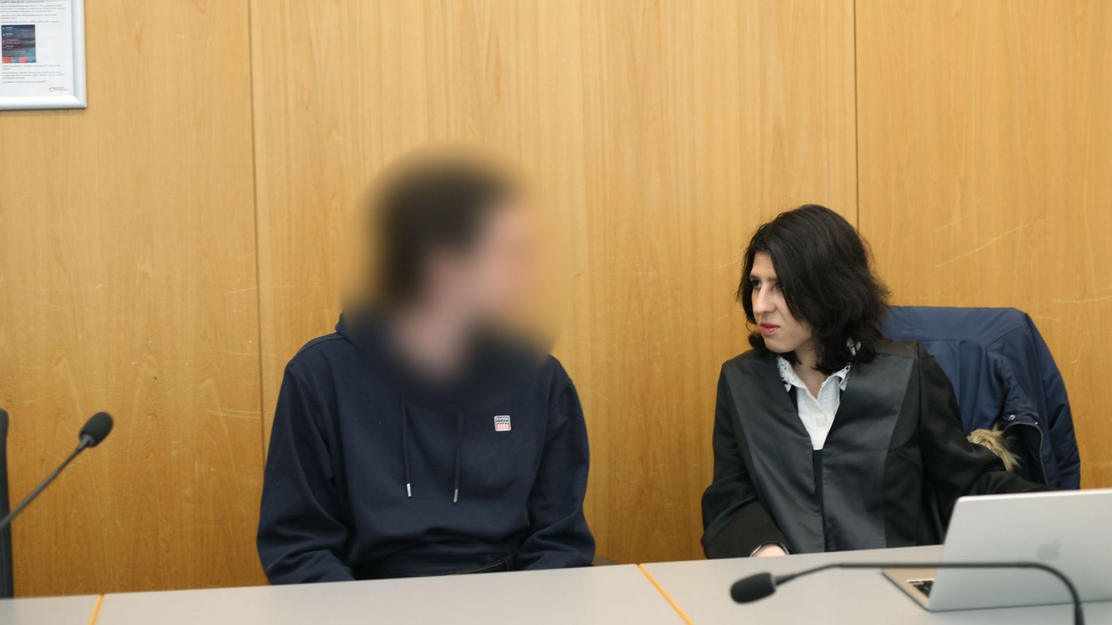 Die 29-Jährige muss in die Psychiatrie.Foto: dpa/Andreas Kempf