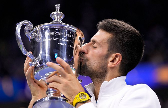 Novak Djokovic hat zum vierten Mal die US Open gewonnen und mit seinem 24. Grand-Slam-Titel erneut Tennis-Geschichte geschrieben.<span class='image-autor'>Foto: Manu Fernandez/AP/dpa</span>