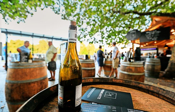 Auch im nächsten Jahr wird das Stuttgart Weindorf wieder stattfinden – dann sogar länger als normalerweise.<span class='image-autor'>Foto: Lichtgut/Zophia Ewska</span>