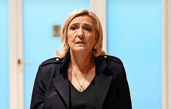 Wird Marine Le Pen verurteilt, würde sie das wohl fünf Jahre lang für ein politisches Amt blockieren.<span class='image-autor'>Foto: AFP/GEOFFROY VAN DER HASSELT</span>