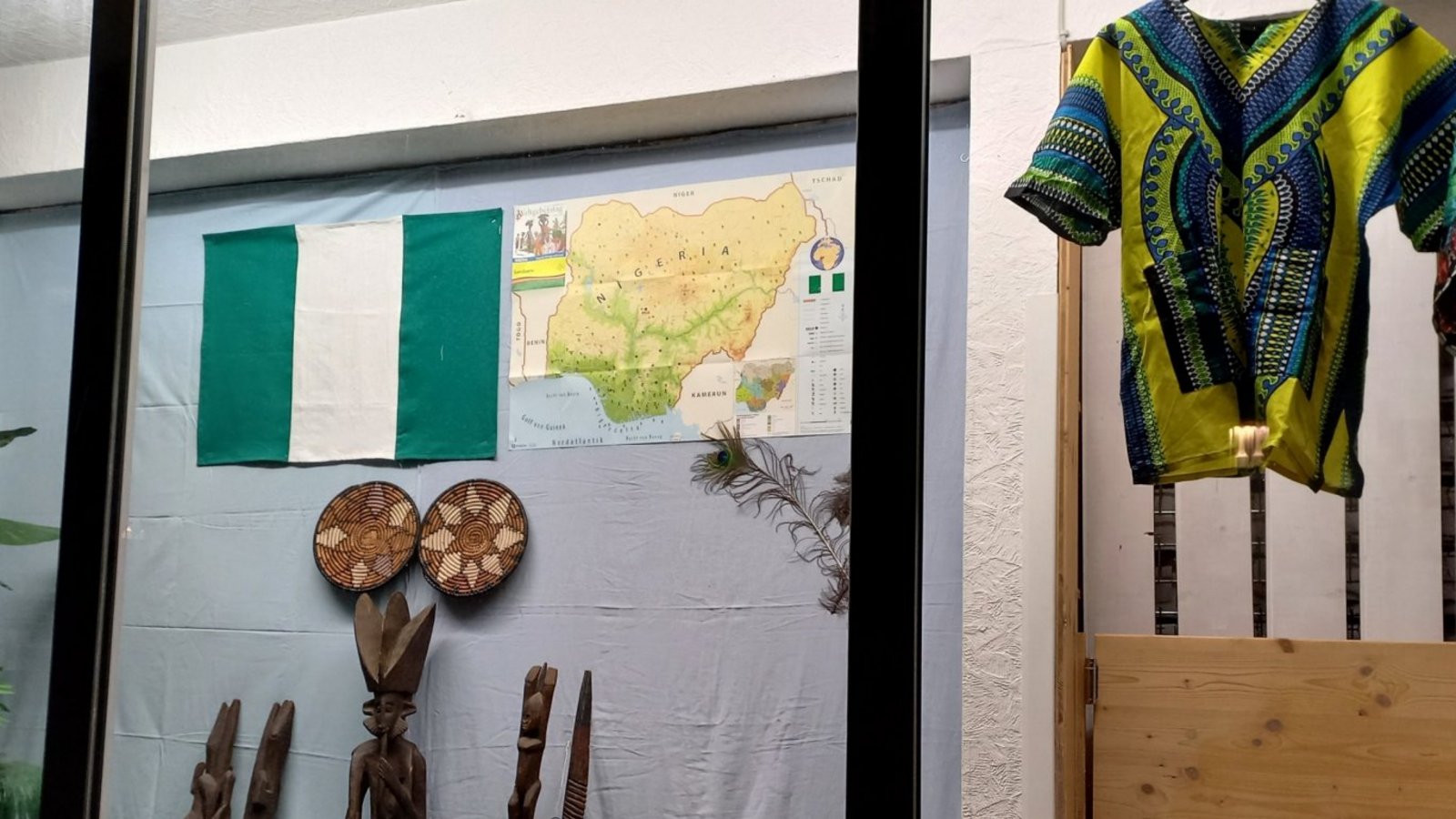 Schaufenster des Dorfladens in Enzweihingen. Foto: Pfisterer Schaufenster des Dorfladens in Enzweihingen. Foto: Pfisterer