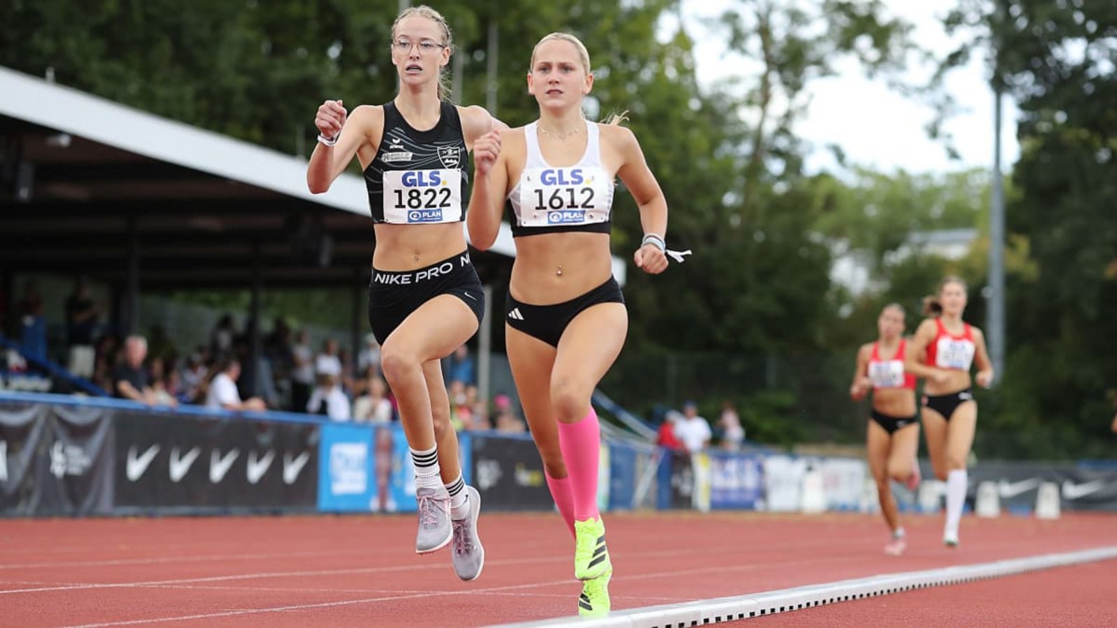 Lisa Bender vom TSV Baltmannsweiler (links) auf dem Weg zu Bronze.Ralf Görlitz Lisa Bender vom TSV Baltmannsweiler (links) auf dem Weg zu Bronze.Ralf Görlitz