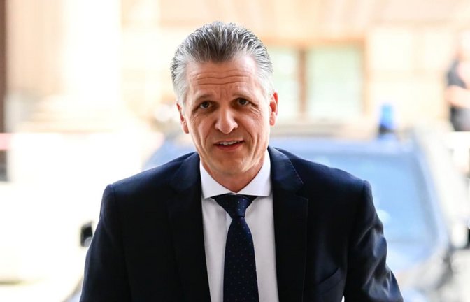 Thorsten Frei kommt zu einer Sondersitzung der CDU/CSU-Bundestagsfraktion zur Wahl des Fraktionsvorsitzenden. (zu dpa: «Frei ist neuer Vorsitzender der Unionsfraktion»)<span class='image-autor'>Sebastian Gollnow/dpa</span>