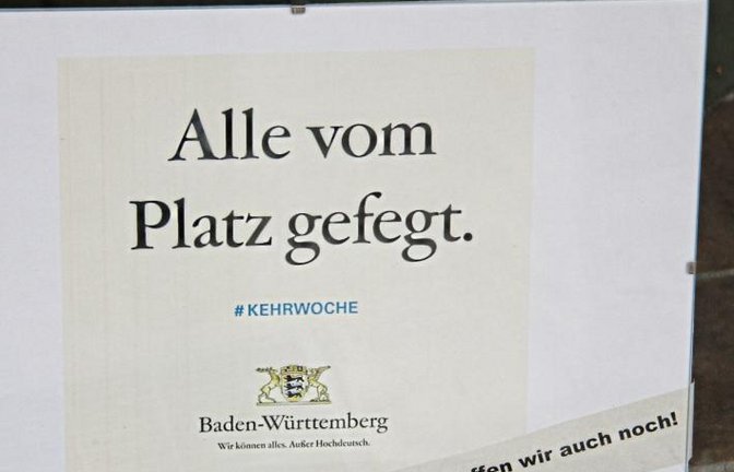 Kleine Randnotiz bei der Kehrwochen-Ausstellung im Haus Kern in der Vaihinger Fußgängerzone. Foto: Bögel