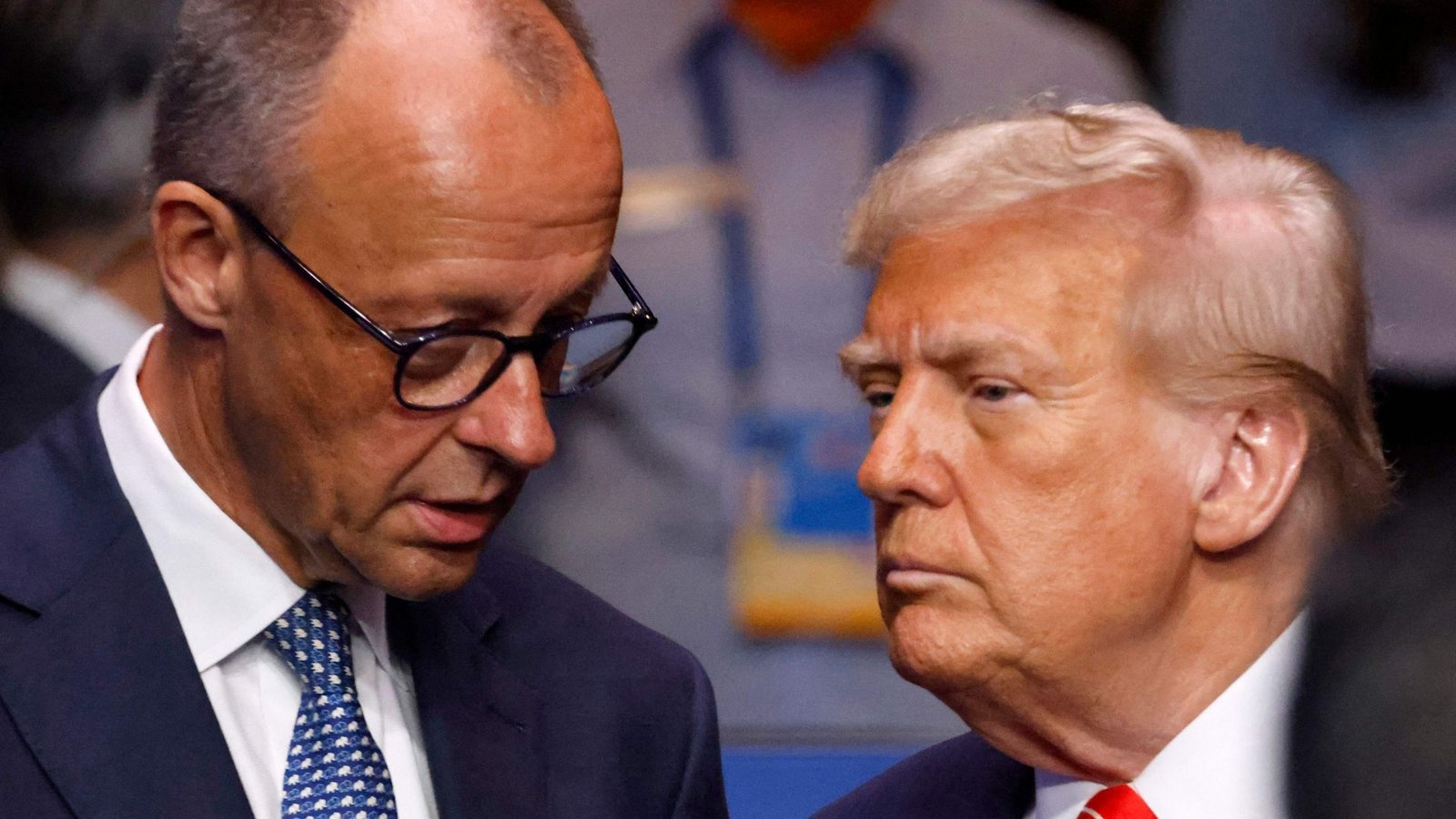 Bundeskanzler Merz (l.) sieht in Trumps Gaza-Plan eine Chance für ein Ende der Gewalt (Archivfoto).Foto: AFP/LUDOVIC MARIN Bundeskanzler Merz (l.) sieht in Trumps Gaza-Plan eine Chance für ein Ende der Gewalt (Archivfoto).Foto: AFP/LUDOVIC MARIN