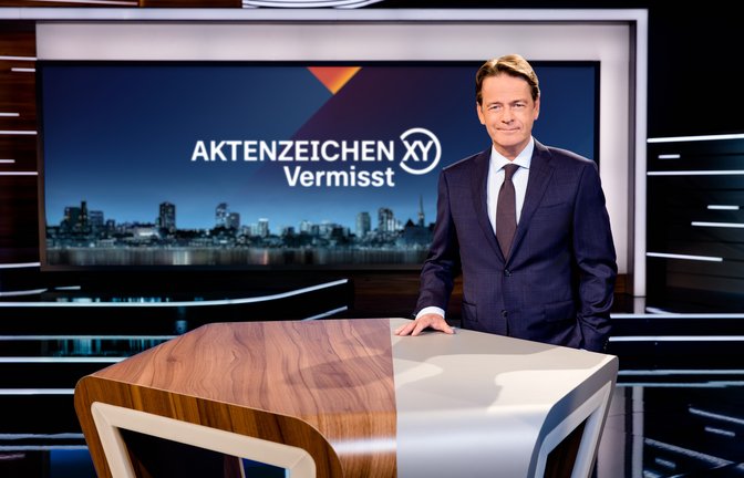 Rudi Cerne im Studio<span class='image-autor'>Foto: ZDF/Nadine Rupp</span>