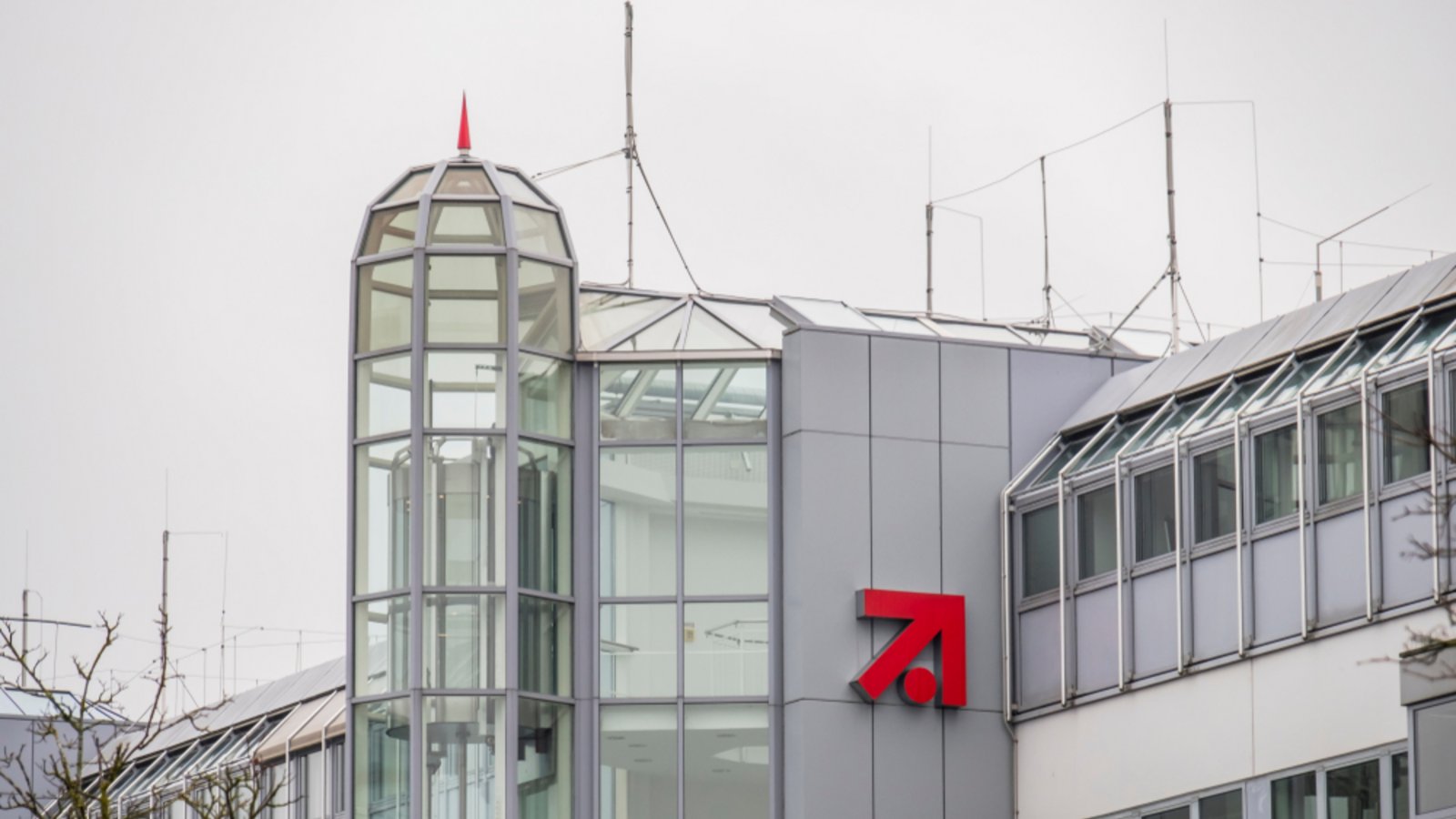 Hauptsitz der ProSiebenSat.1 Media SE in Unterföhring.Foto: Lukassek / shutterstock.com Hauptsitz der ProSiebenSat.1 Media SE in Unterföhring.Foto: Lukassek / shutterstock.com