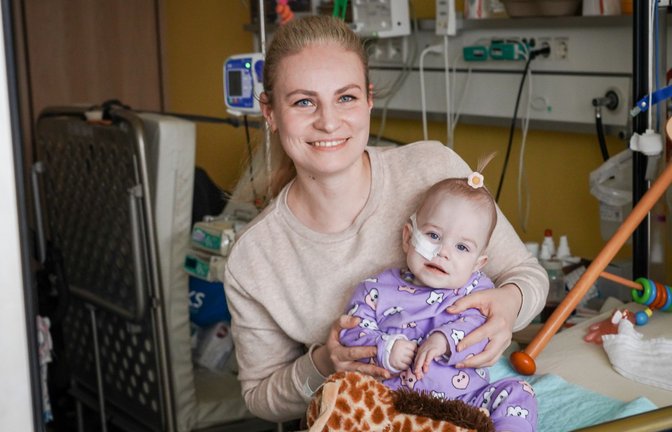 Die kleine Sofia und ihre Mutter werden seit einem knappen  Jahr von Spezialisten am Klinikum Stuttgart betreut.<span class='image-autor'>Foto: Klinikum Stuttgart / Ferdinando Iaonne/Ferdinando Iannone</span>