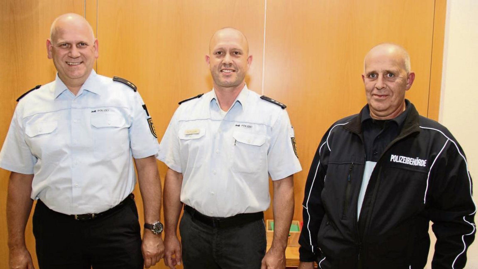Sie sind gemeinsam im Einsatz für die Ordnung und Sicherheit in Illingen (von links): Revierleiter Karlheinz Lachstädter, Postenleiter Klaus Schulze sowie der Vollzugsbedienstete der Gemeinde Thomas Binting. Foto: Elsässer Sie sind gemeinsam im Einsatz für die Ordnung und Sicherheit in Illingen (von links): Revierleiter Karlheinz Lachstädter, Postenleiter Klaus Schulze sowie der Vollzugsbedienstete der Gemeinde Thomas Binting. Foto: Elsässer