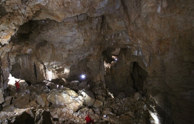 Kathedrale unter Tage:  100 Meter lang, 70 Meter breit, 50 Meter hoch  – Walhalla, die größte Halle der Vetterhöhle. 

Foto: Markus Boldt/Höhlenverein Blaubeuren<span class='image-autor'>Foto: &nbsp;</span>