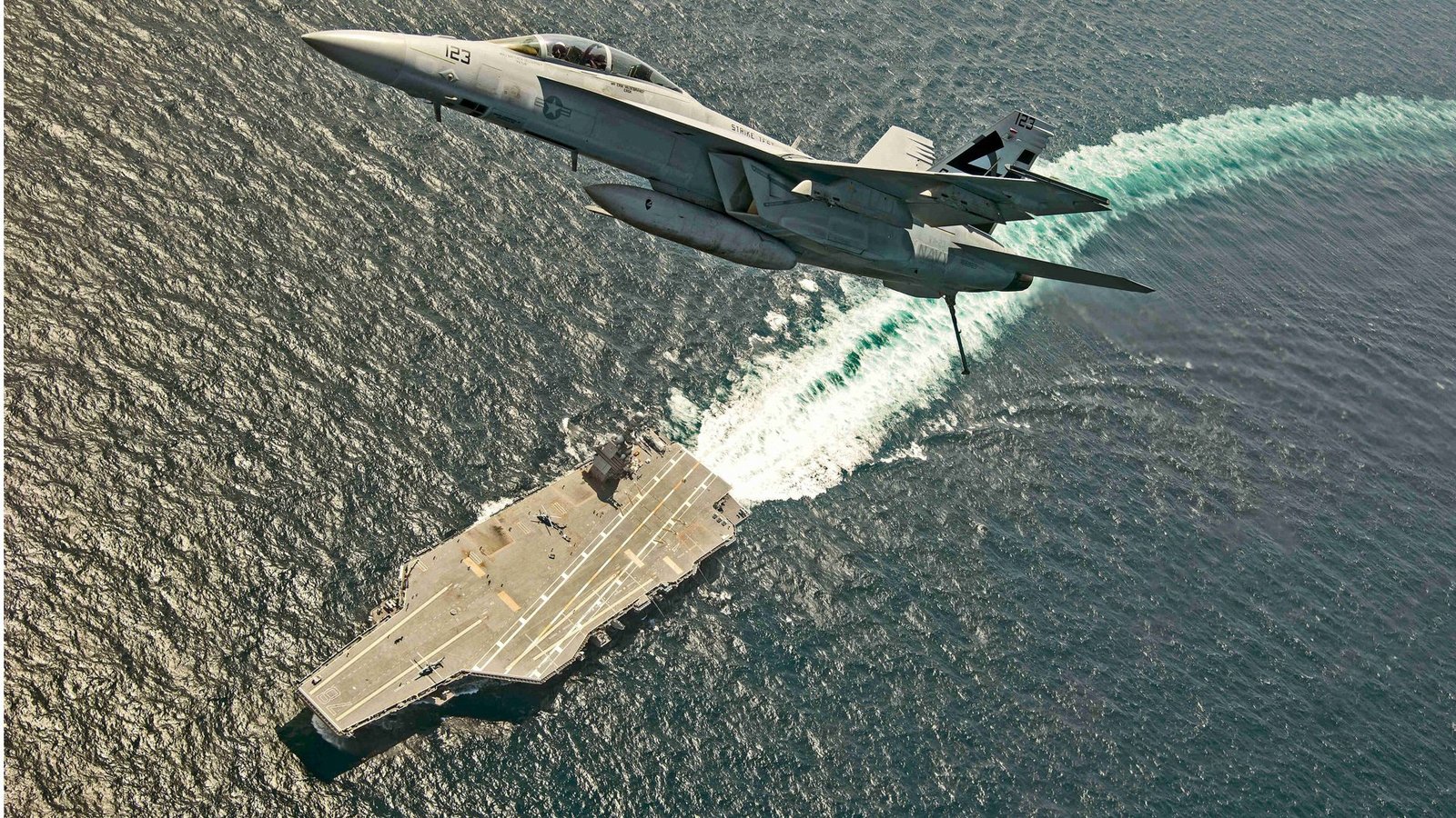 Der Flugzeugträger USS Gerald R. Ford soll Israel schützen.Foto: imago/ZUMA/Erik Hildebrandt Der Flugzeugträger USS Gerald R. Ford soll Israel schützen.Foto: imago/ZUMA/Erik Hildebrandt