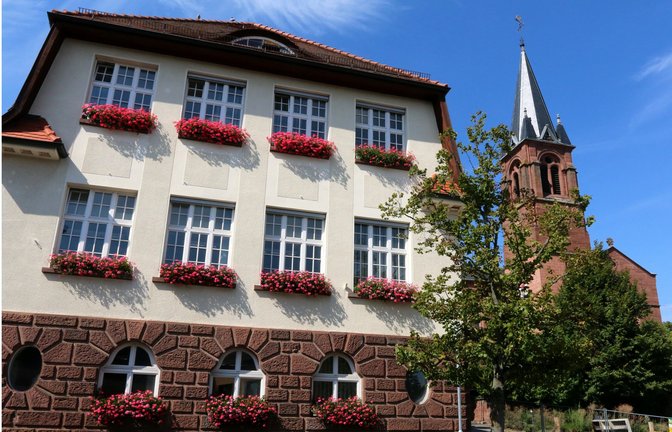 Im Wimsheimer Rathaus wurde die gewerbliche Erweiterung der Frima Hafner vom Gemeinderat beschlossen.<span class='image-autor'>Foto: Andreas Gorr</span>