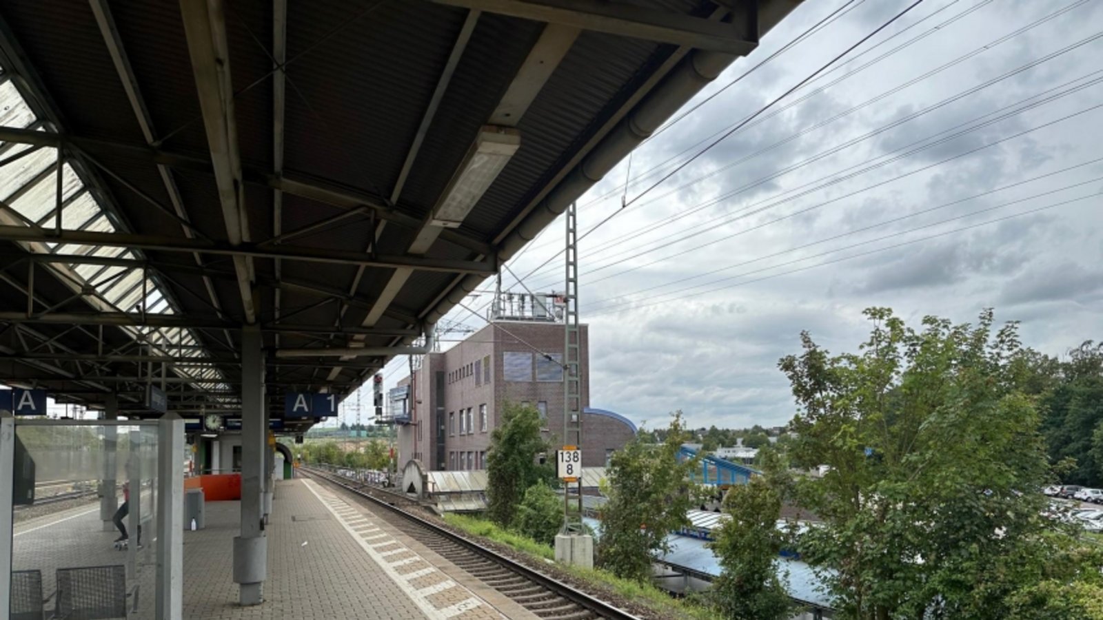 Die Gleisarbeiten haben Auswirkungen auf den Fahrplan in Vaihingen. Foto: Archiv