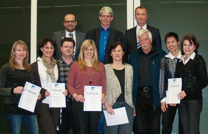 Bei der Hauptversammlung des TV Ochsenbach wurden einige Mitglieder für ihre Treue zum Verein und ihren Einsatz geehrt.  Foto: p