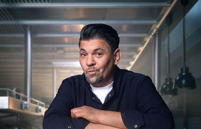 Tim Mälzer: „Das Bedürfnis nach dieser Lagerfeueratmosphäre, die für mich der Esstisch ist, das wird bleiben.“<span class='image-autor'>Foto: RTL  +</span>