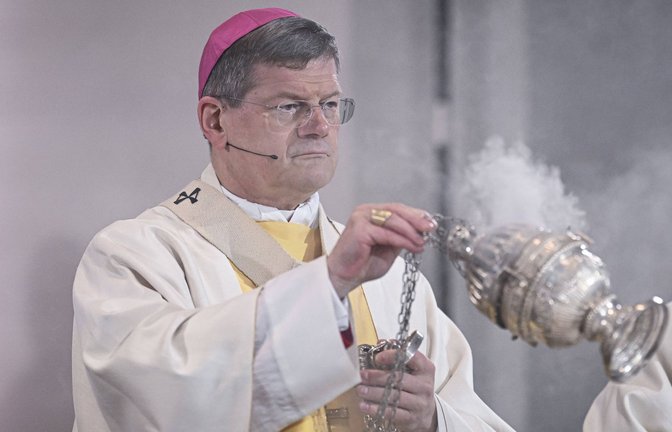 Die Geister, die Erzbischof Stephan Burger mit der Abberufung des Baden-Badener Pfarrers rief, wird er so schnell nicht wieder los.<span class='image-autor'>Foto: www.imago-images.de/IMAGO/mulmer</span>