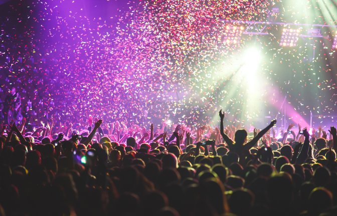 So lange spielt der Rapper auf seiner Tour (Symbolbild).<span class='image-autor'>Foto: Tsuguliev / shutterstock.com</span>