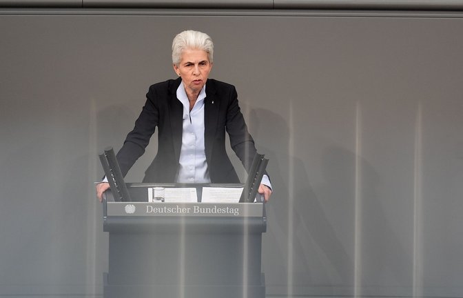 FDP-Verteidigungspolitikerin Marie-Agnes Strack-Zimmermann kritisiert das Vorgehen des Kanzlers.<span class='image-autor'>Foto: Michael Kappeler/dpa</span>