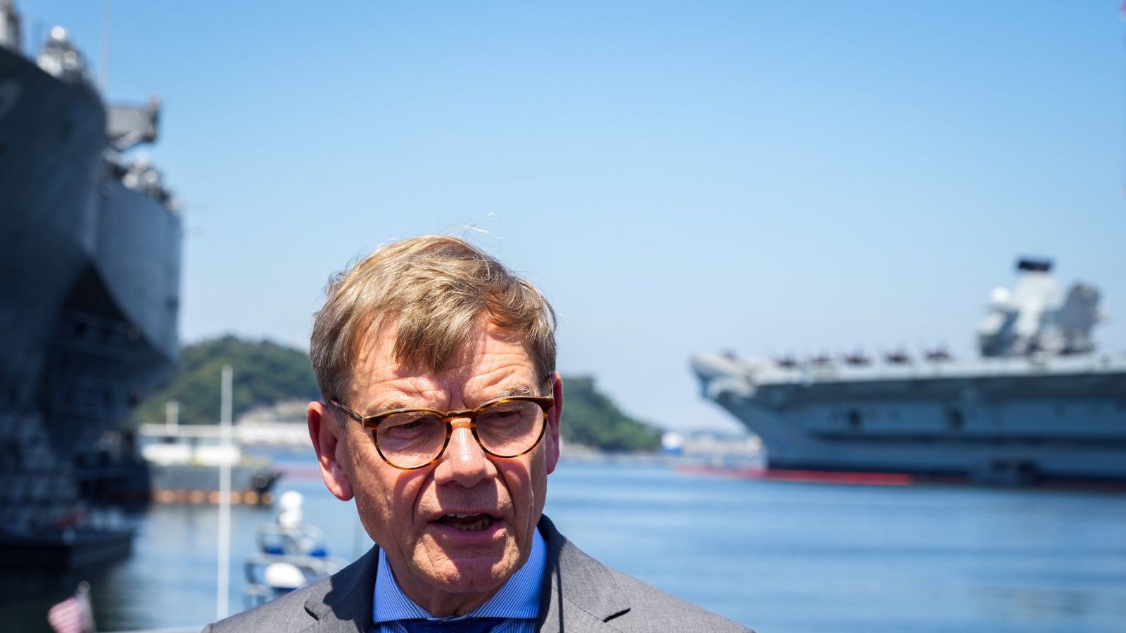Außenminister Wadephul auf dem Stützpunkt der US-Flotte in Japan.Foto: Soeren Stache/dpa Außenminister Wadephul auf dem Stützpunkt der US-Flotte in Japan.Foto: Soeren Stache/dpa