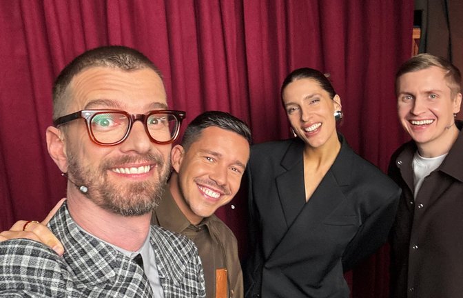 Joko Winterscheidt und die Promis der 11. Staffel von „Wer stiehlt mir die Show?“.<span class='image-autor'>Foto: Joyn/Florida TV</span>