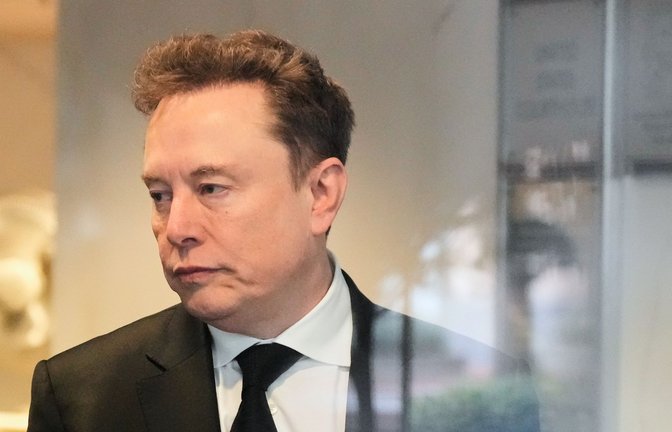 Musk führt schon seit langem eine Fehde gegen OpenAI. (Archivbild)<span class='image-autor'>Foto: Godofredo A. Vásquez/AP/dpa</span>
