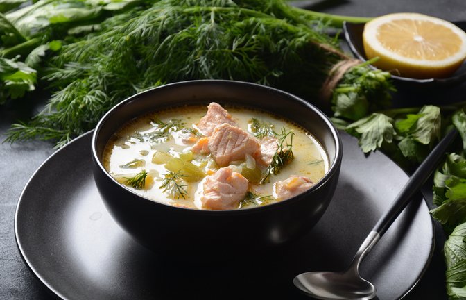 Bei "Kaffee oder Tee" gibt es heute Kartoffelsuppe mit Lachs. (Symbolbild)<span class='image-autor'>Foto: Natalia Hanin/ Shutterstock</span>