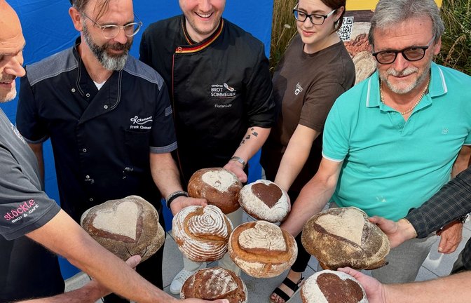 Herzle-Brote für die Karlshöhe backen mehrere Bäckereien bis September.  <span class='image-autor'>Foto: p</span>