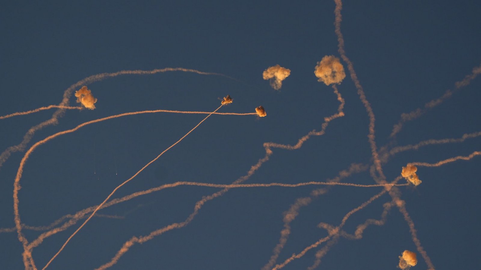 Kommt es zu einem Raketenangriff des Iran auf Israel? Die US-Regierung warnt. (Symbolfoto)Foto: dpa/Ayal Margolin Kommt es zu einem Raketenangriff des Iran auf Israel? Die US-Regierung warnt. (Symbolfoto)Foto: dpa/Ayal Margolin