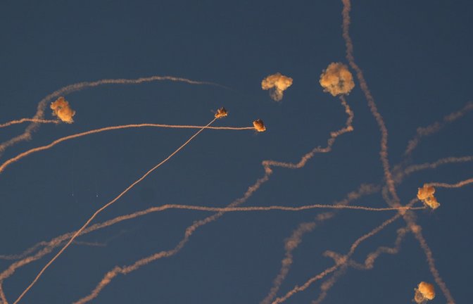Kommt es zu einem Raketenangriff des Iran auf Israel? Die US-Regierung warnt. (Symbolfoto)<span class='image-autor'>Foto: dpa/Ayal Margolin</span>