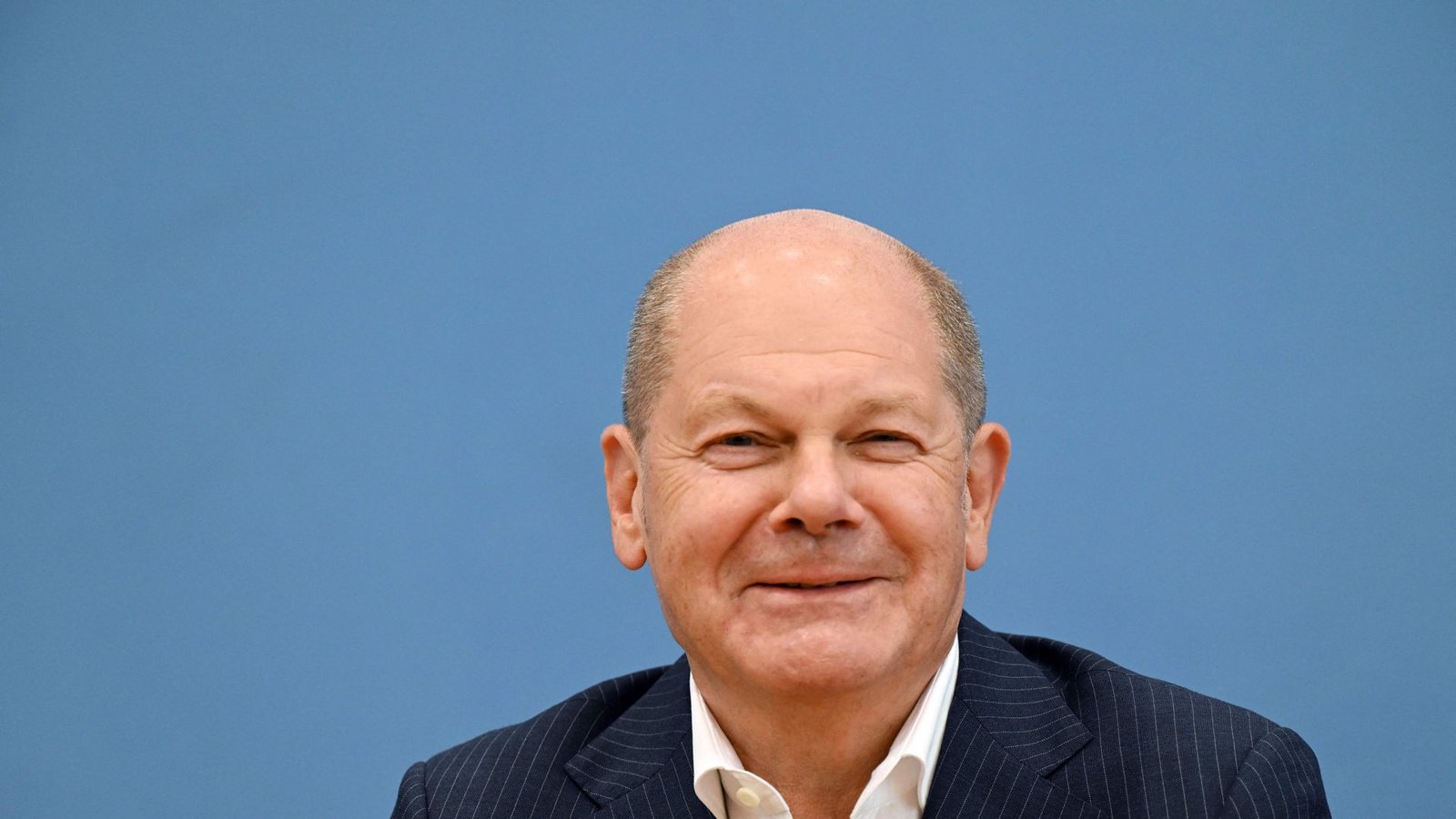 Scholz möchte trotz schwacher Beliebtheitswerte seinen Kurs nicht ändern. (Archivbild)Foto: AFP/RALF HIRSCHBERGER Scholz möchte trotz schwacher Beliebtheitswerte seinen Kurs nicht ändern. (Archivbild)Foto: AFP/RALF HIRSCHBERGER