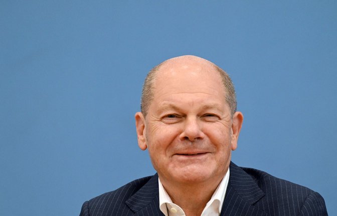 Scholz möchte trotz schwacher Beliebtheitswerte seinen Kurs nicht ändern. (Archivbild)<span class='image-autor'>Foto: AFP/RALF HIRSCHBERGER</span>