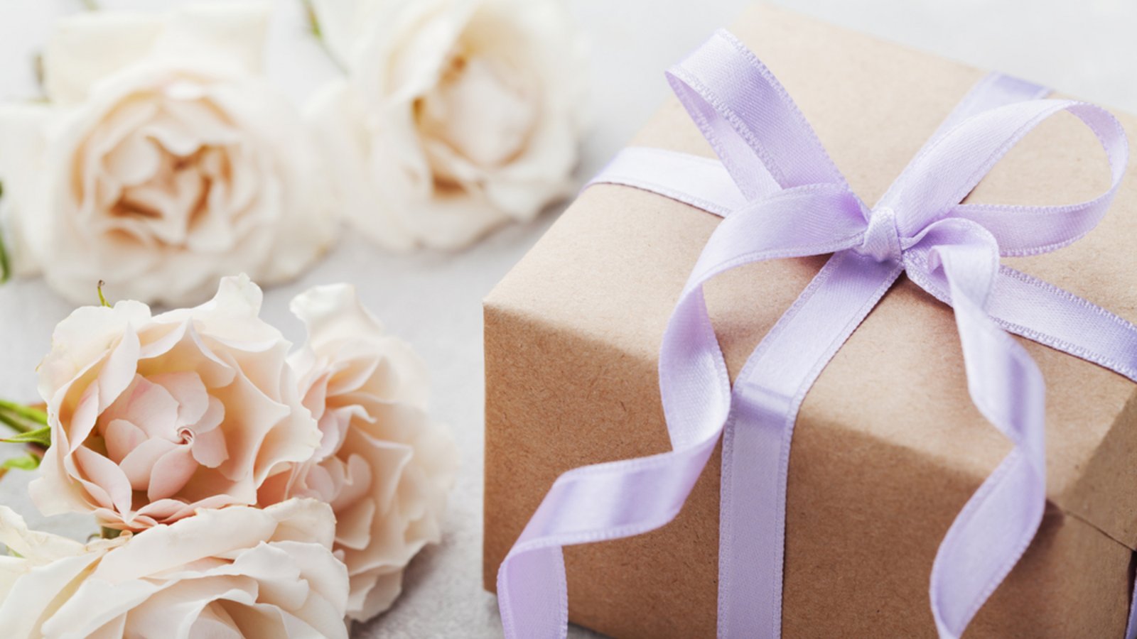 Hier finden Sie Ideen für ein Geschenk.Foto: Julia Sudnitskaya / shutterstock.com Hier finden Sie Ideen für ein Geschenk.Foto: Julia Sudnitskaya / shutterstock.com