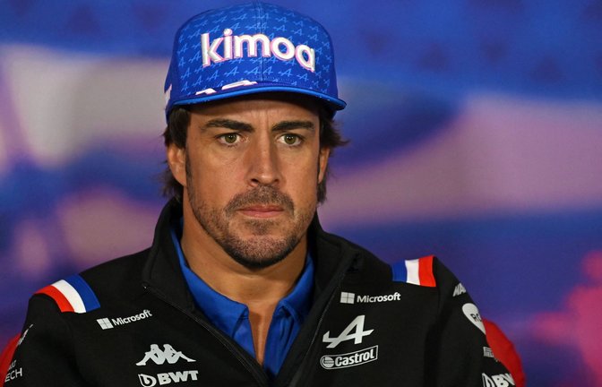 Fernando Alonso geht künftig für Aston Martin auf Punktejagd. (Archivbild)<span class='image-autor'>Foto: AFP/JUSTIN TALLIS</span>