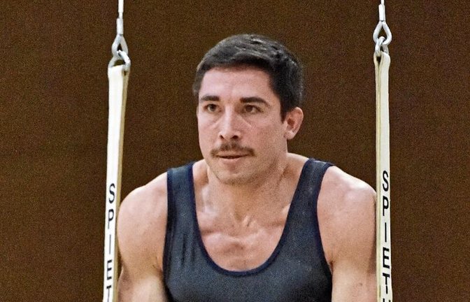 Obwohl er gerade erst einen Kreuzbandriss ausgeheilt hat, war Patrick Nägele mit 11,90 Punkten der beste Turner der TG Ingersheim/Sersheim an den Ringen. Foto: Leitner