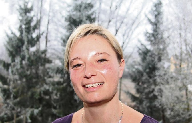 Der Blick in die Natur Schützingens erinnert Marjana Fink an ihre alte Heimat. Foto: Gergen