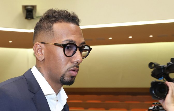 Vor Gericht, am zweiten Verhandlungstag: Der Fußballer Boateng.<span class='image-autor'>Foto: dpa/Karl-Josef Hildenbrand</span>