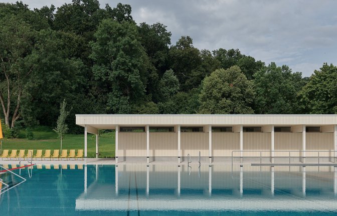 Das Stuttgarter Architekturbüro ASP hat in Biberach an der Riß ein Freibad gebaut.<span class='image-autor'>Foto: Zooey Braun/</span>