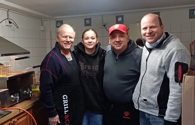 Auricher Grill-Team, Friedemann Budday (r.).
