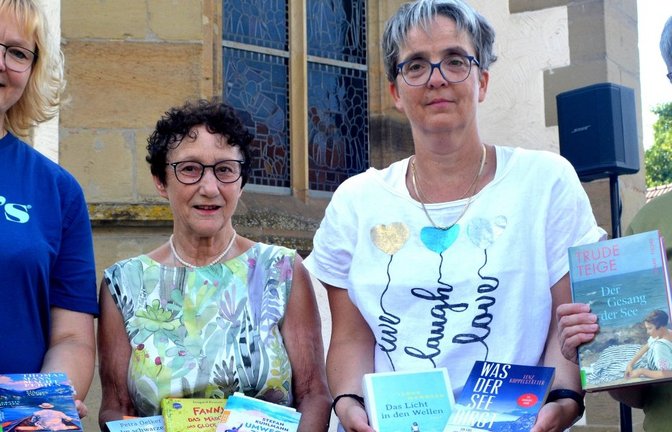 Natascha Berghänel, Rotraut Knodel, Nicole Knopf und Tordis Oder (v.l.) reisen mit ihrem Publikum in der Fantasie rund um die Welt. <span class='image-autor'>Foto: Stahlfeld</span>