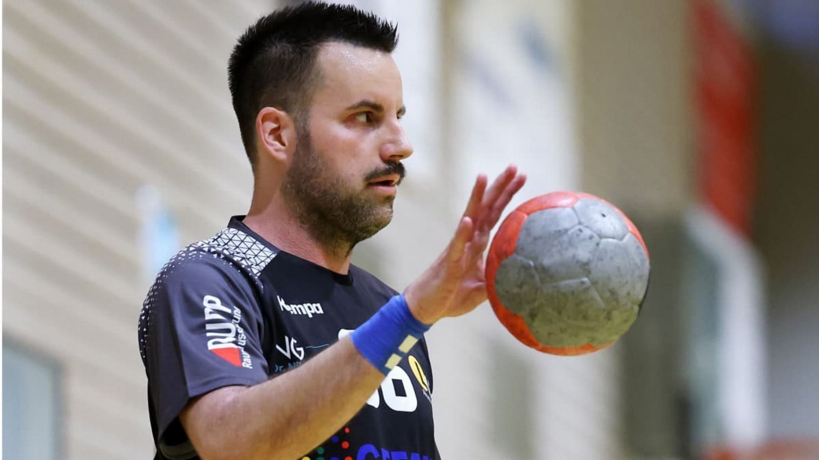 Florian von Gruchalla warf sieben Tore gegen die SG HD-Leimen. .Pressefoto Baumann Florian von Gruchalla warf sieben Tore gegen die SG HD-Leimen. .Pressefoto Baumann