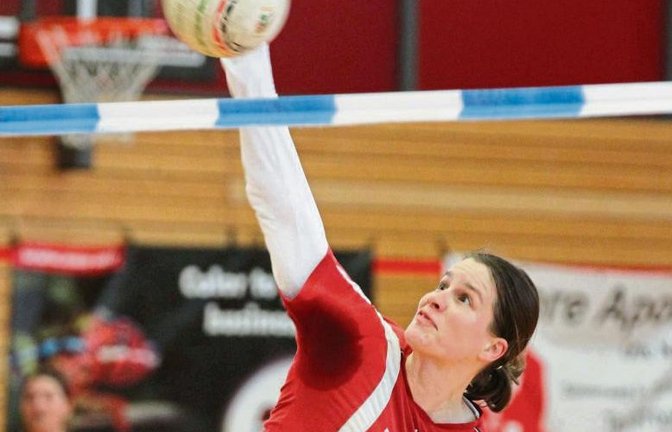 Für Eva Grözinger und die Faustballerinnen des TV Vaihingen geht es am Sonntag zum Spieltag nach Landshut. In Bayern trifft der TVV auf Gastgeber TGL und den TSV Gärtringen. Foto: Nachreiner