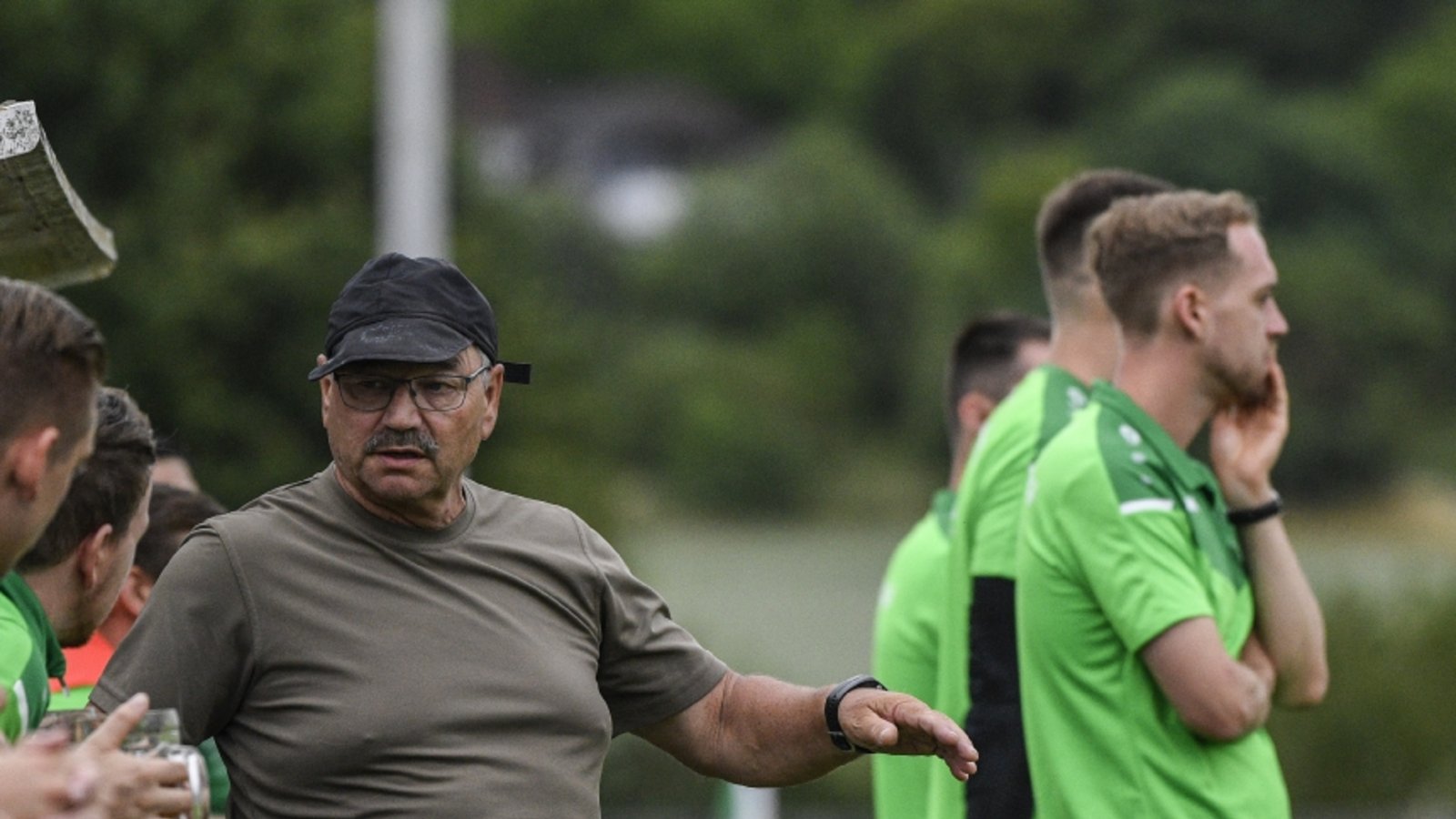 TSV Kleinglattbach (grüner Dress) - SV Rieot, 01.07.2023, Fußball, Männer, Stadtpokal 2023, Martin Weeber ist neuer Trainer des TSV Kleinglattbach