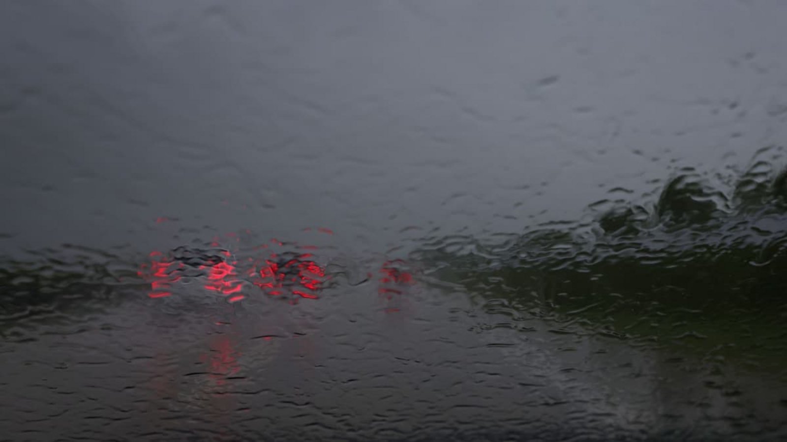 Regen und Gewitter im Süden.Karl-Josef Hildenbrand/dpa