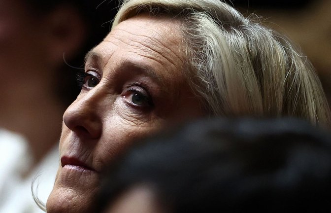 Marine Le Pen gibt sich kämpferisch. (Archivbild)<span class='image-autor'>Foto: AFP/ANNE-CHRISTINE POUJOULAT</span>