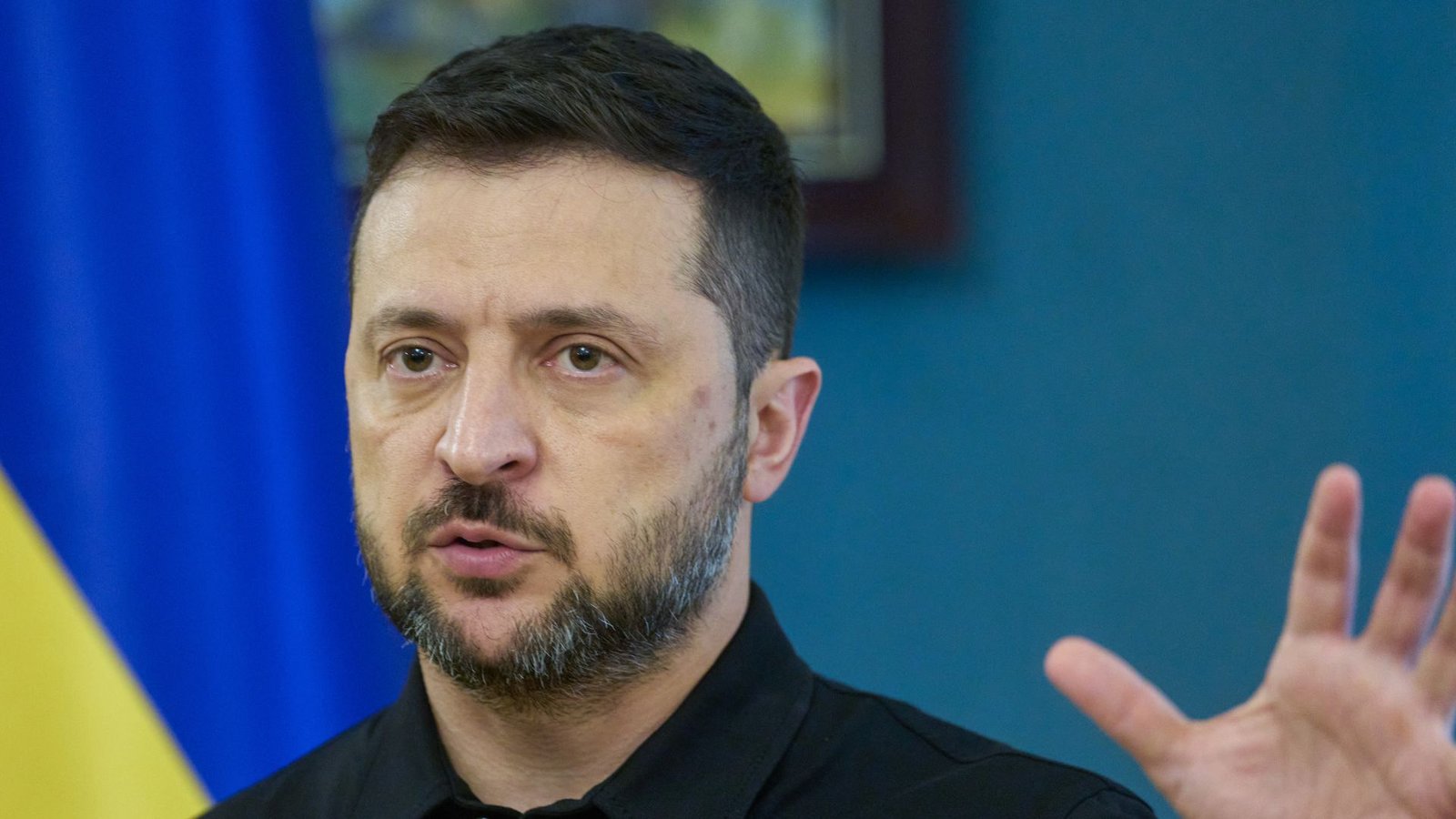 Wolodymyr Selenskyj hat sich zu Neuwahlen bereit erklärt (Archivbild).Foto: AP/dpa/Efrem Lukatsky Wolodymyr Selenskyj hat sich zu Neuwahlen bereit erklärt (Archivbild).Foto: AP/dpa/Efrem Lukatsky
