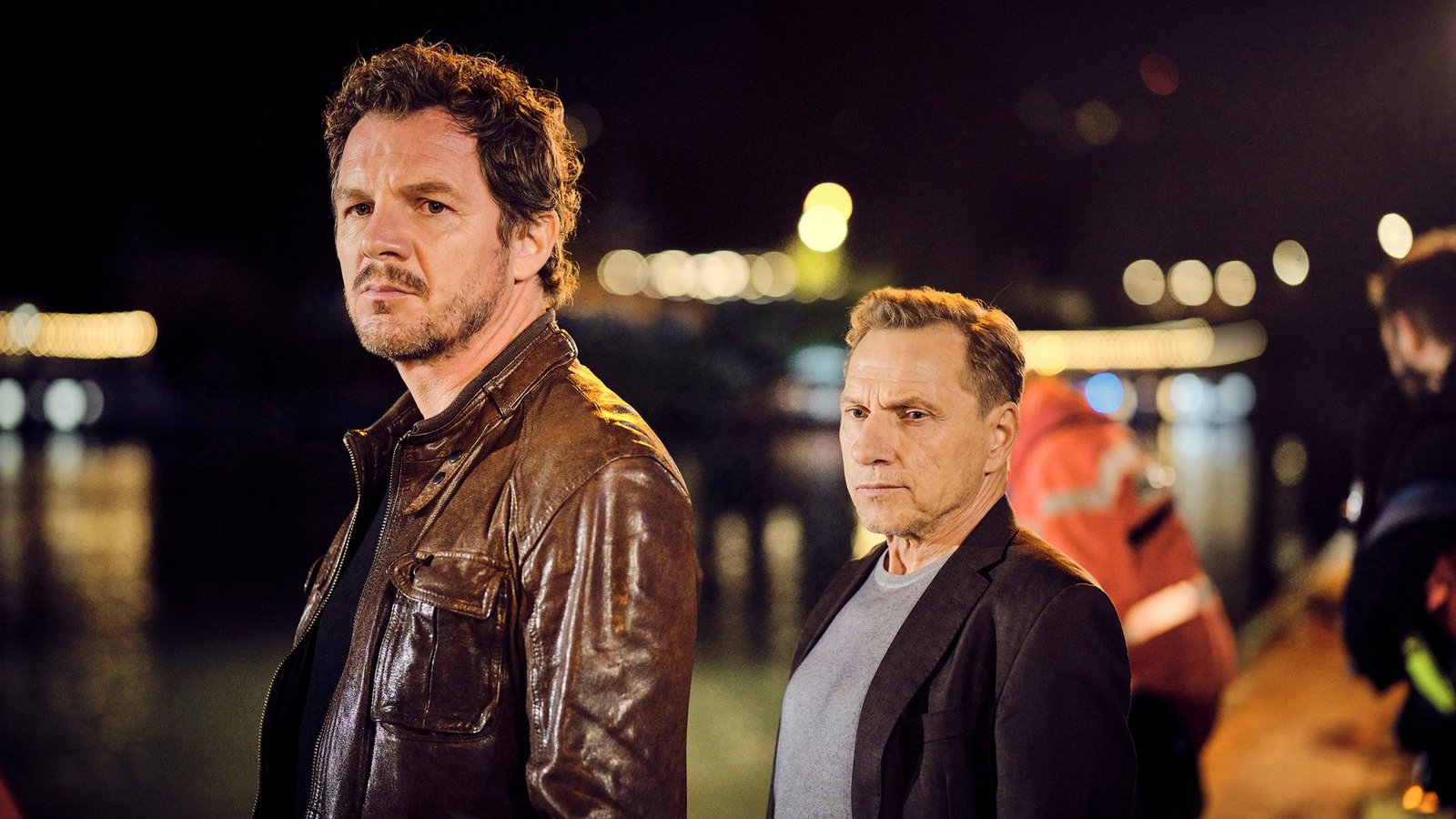 Sebastian Bootz (Felix Klare, links) und Thorsten Lannert (Richy Müller) gehen daher von einer Entführung aus.Foto: SWR/Benoît Linder